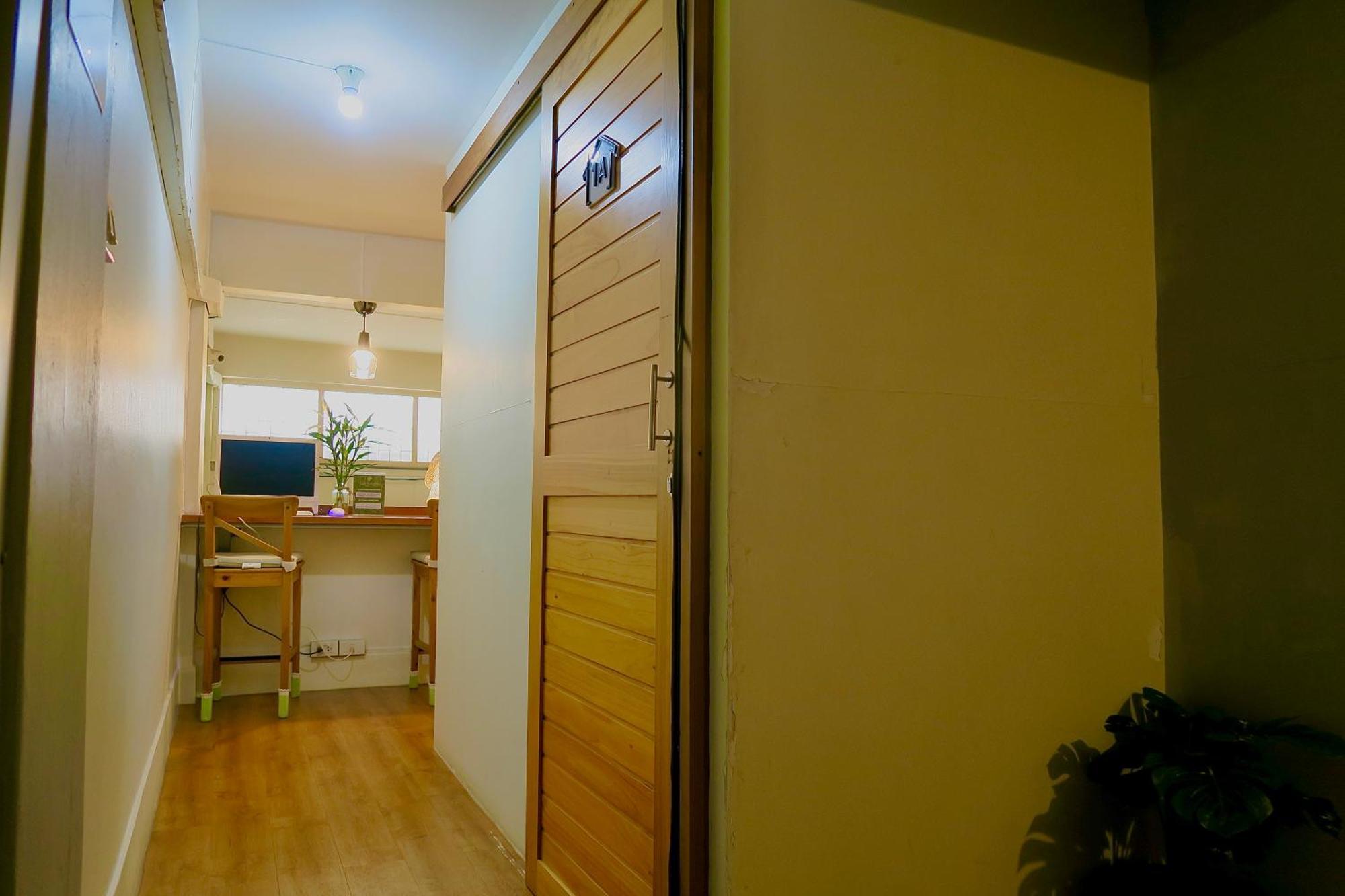 Les Fleurs Bangkok Hostel Экстерьер фото