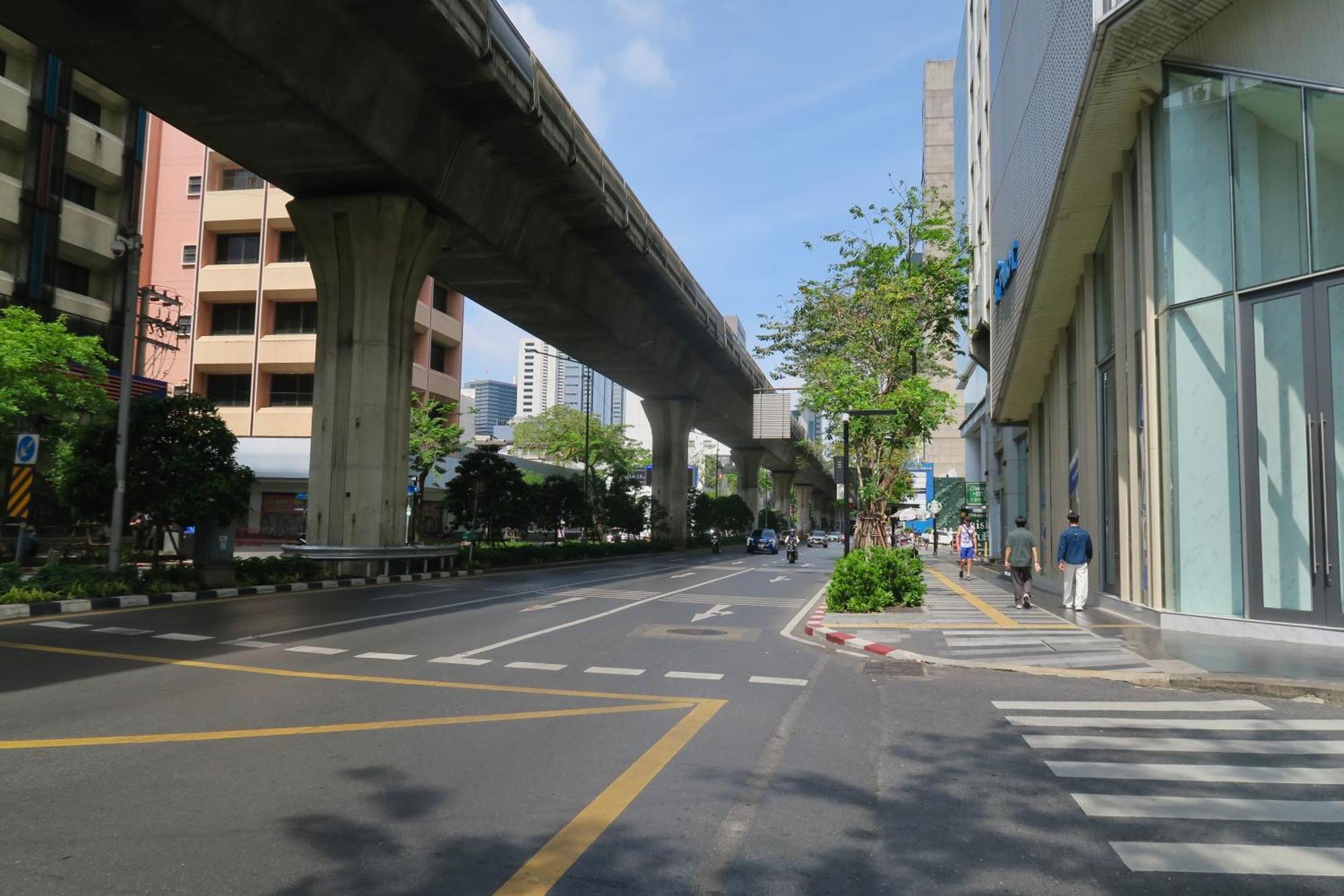 Les Fleurs Bangkok Hostel Экстерьер фото