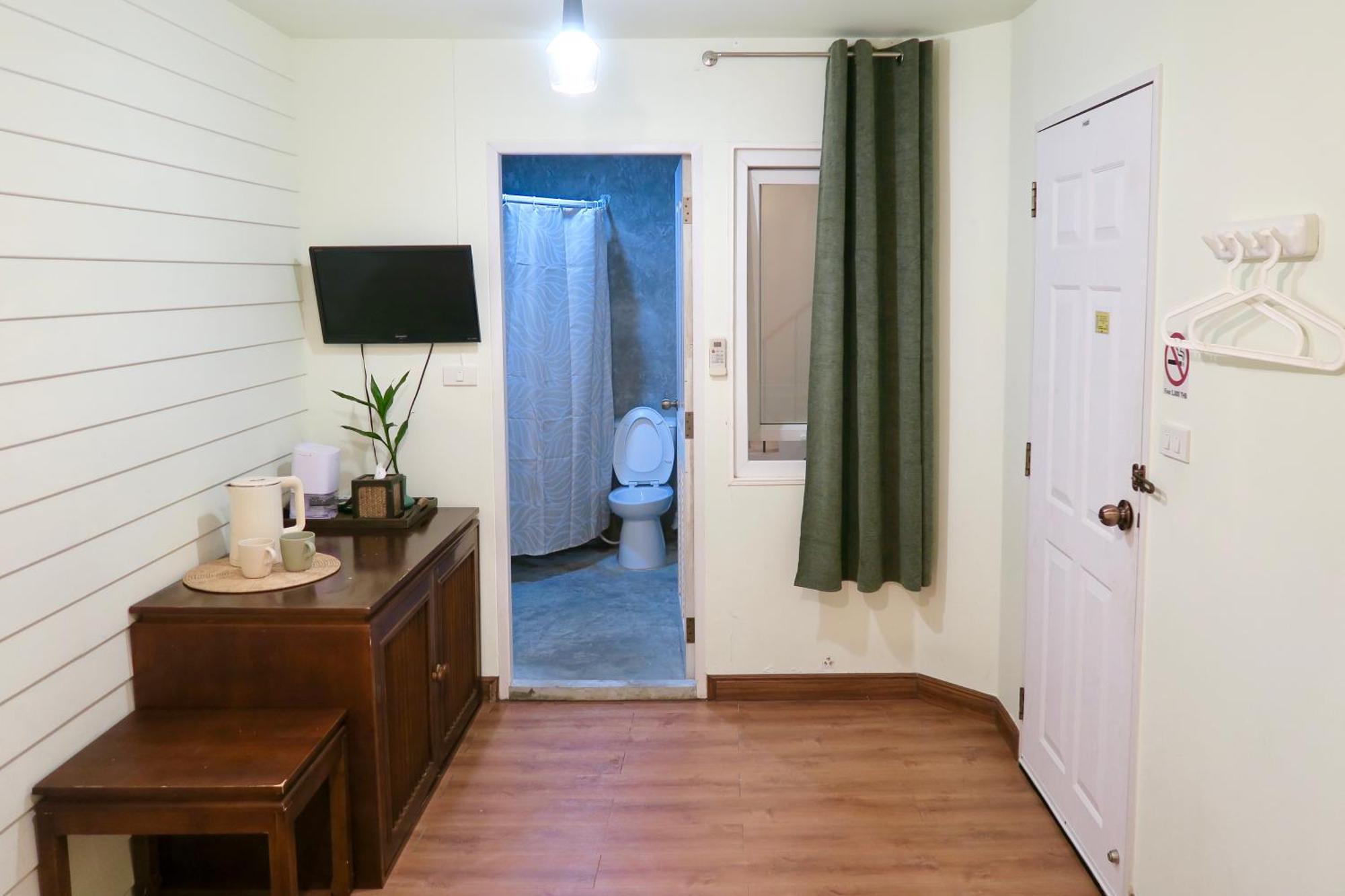 Les Fleurs Bangkok Hostel Экстерьер фото